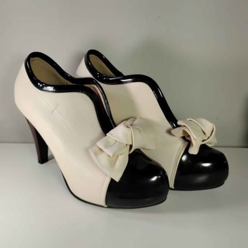 Women’s Vintage Style Bow Heels Cream Black Size 7